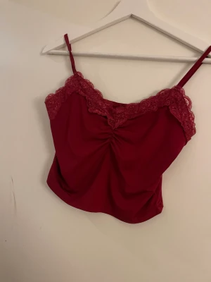 Linne  - Linne från shein aldrig använt men tvättad efter flytt därav är lappen lite missfärgad 