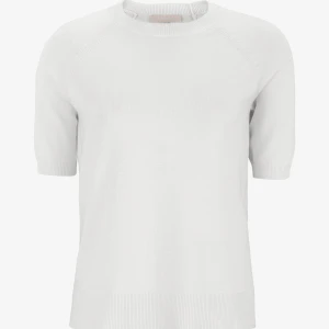 Vit stickad t-shirt - Vit stickad t-shirt som är endast använd en gång , nyskick💗frpn Zalando 