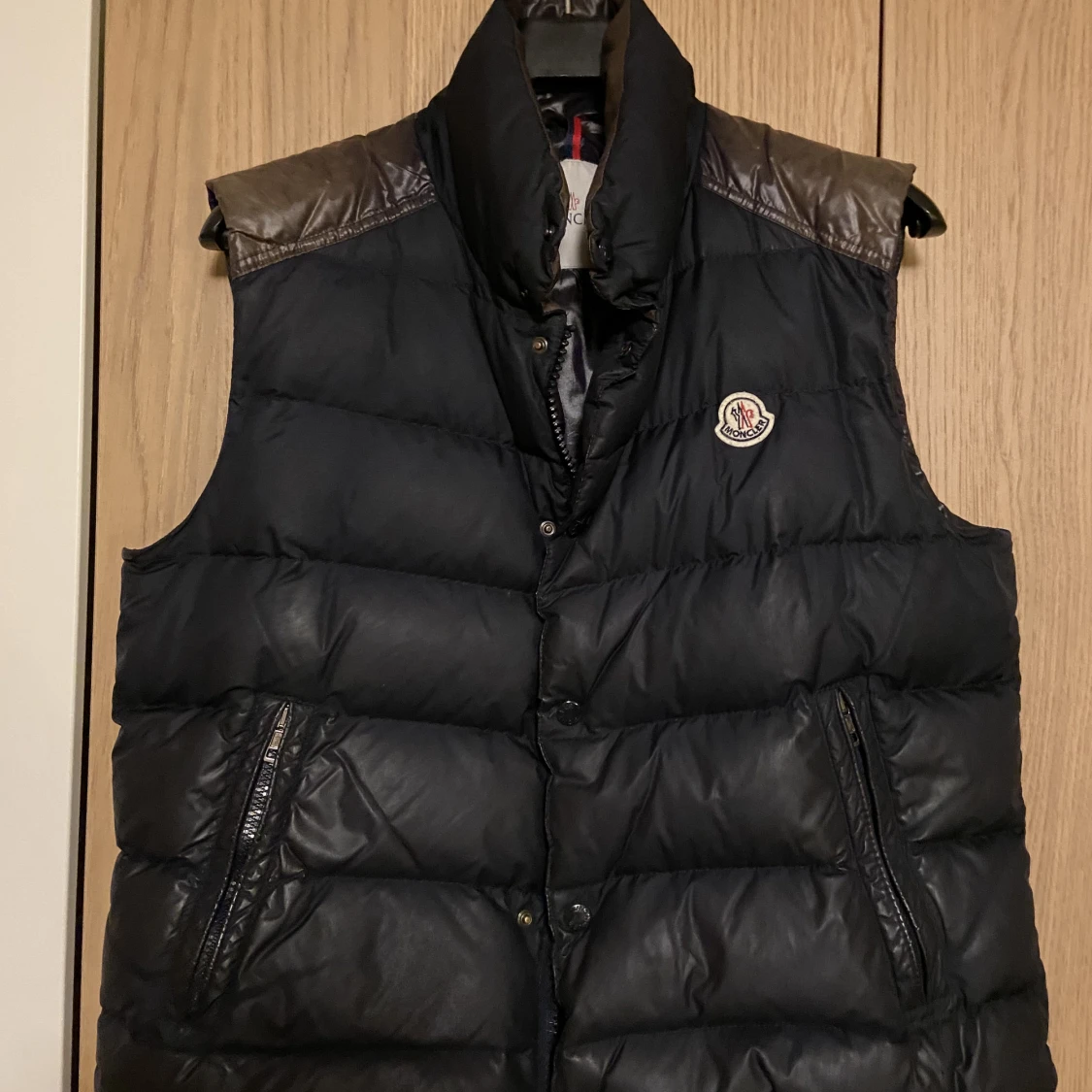 Moncler  - 90