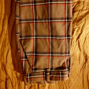 byxor med mönster  - bra skick. 