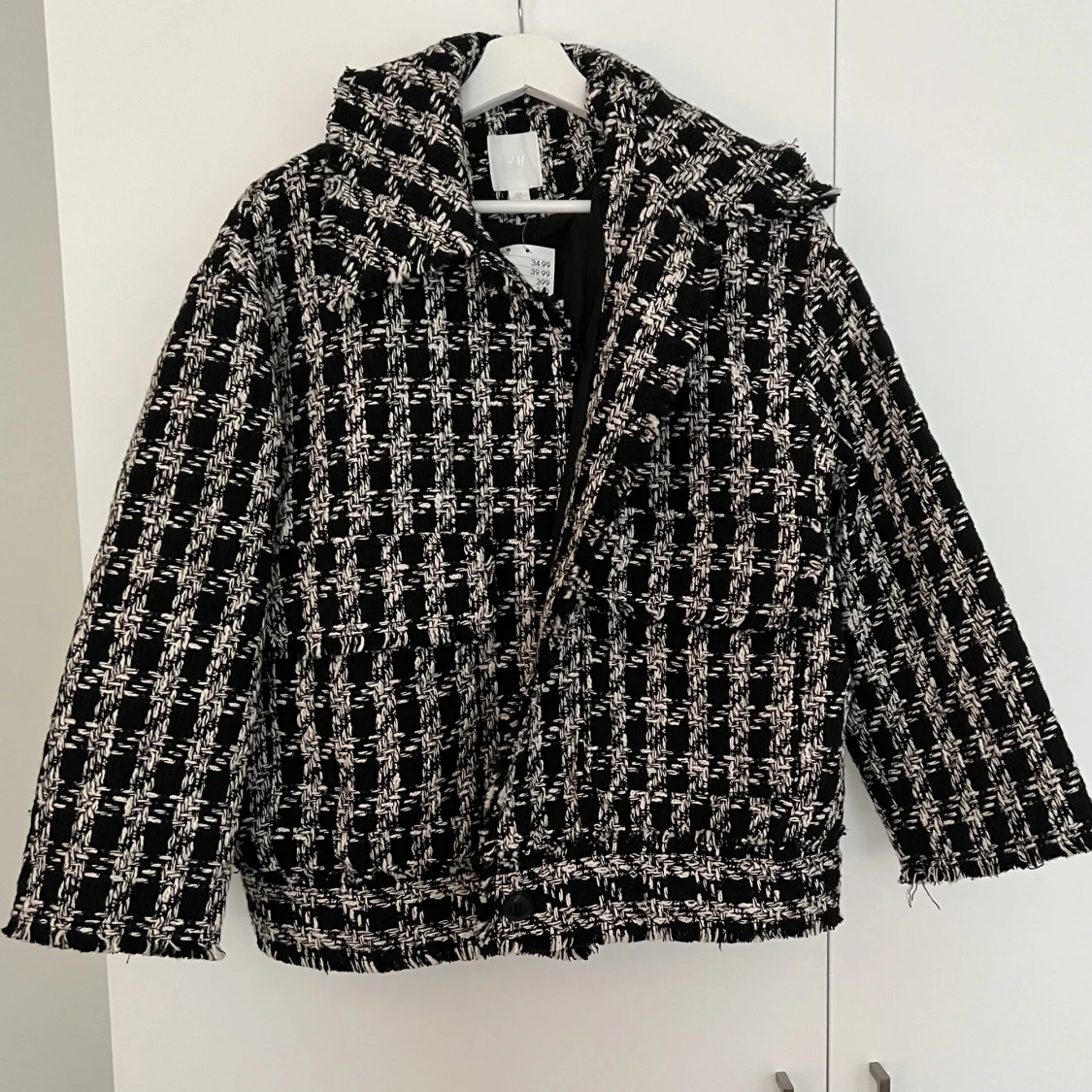 SNYGG STRUKTYRVÄVD JACKA H&M