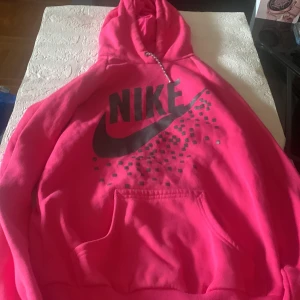 Hoodie Nike  - Fins skick, stolek s