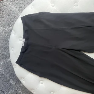 Lågmidgade kostymbyxor - Fina nästan oanvända kostymbyxor