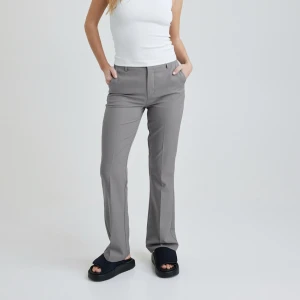 Bikbok kostymbyxor  - Bikbok kostymbyxor använda två gånger, nypris 399