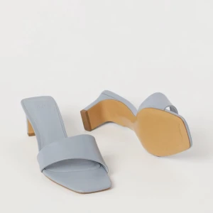 Klackskor  - Helt nya med prislappen kvar 