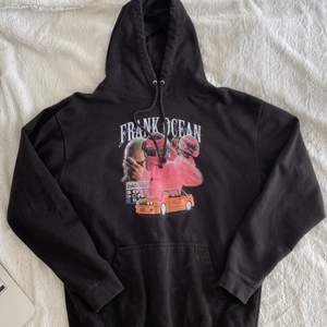 En Frank Ocean hoodie från Coldprints. (Köparen står för frakten) 