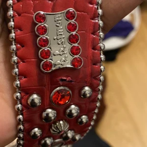 BB SIMOMS BELT - Red BB SIMONS BELT PRICE IS NEGOTIABLE 
