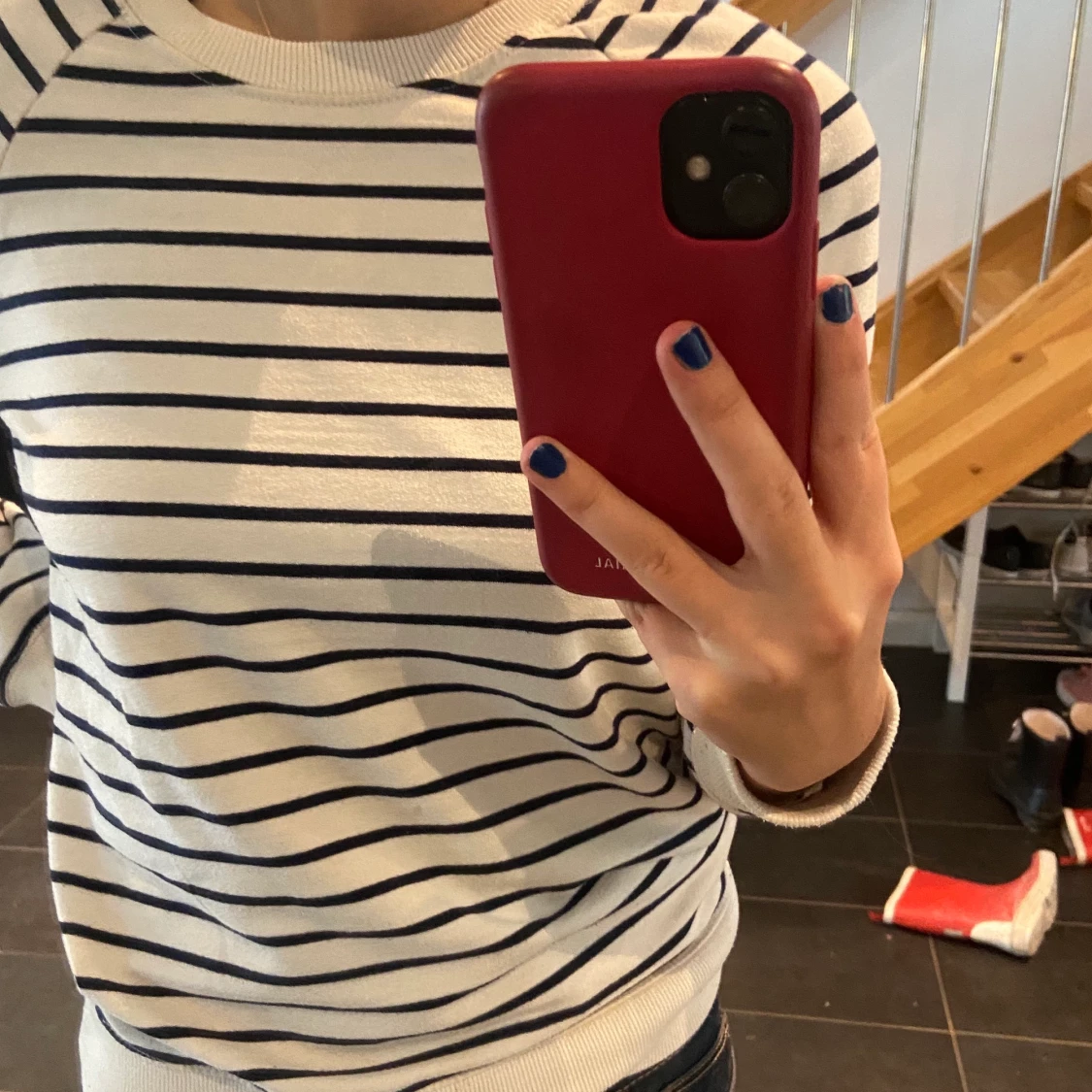 BERSHKA RANDIG TRÖJA (S) - 90