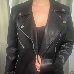 Skinnjacka Ivy revel  - Strl xs 