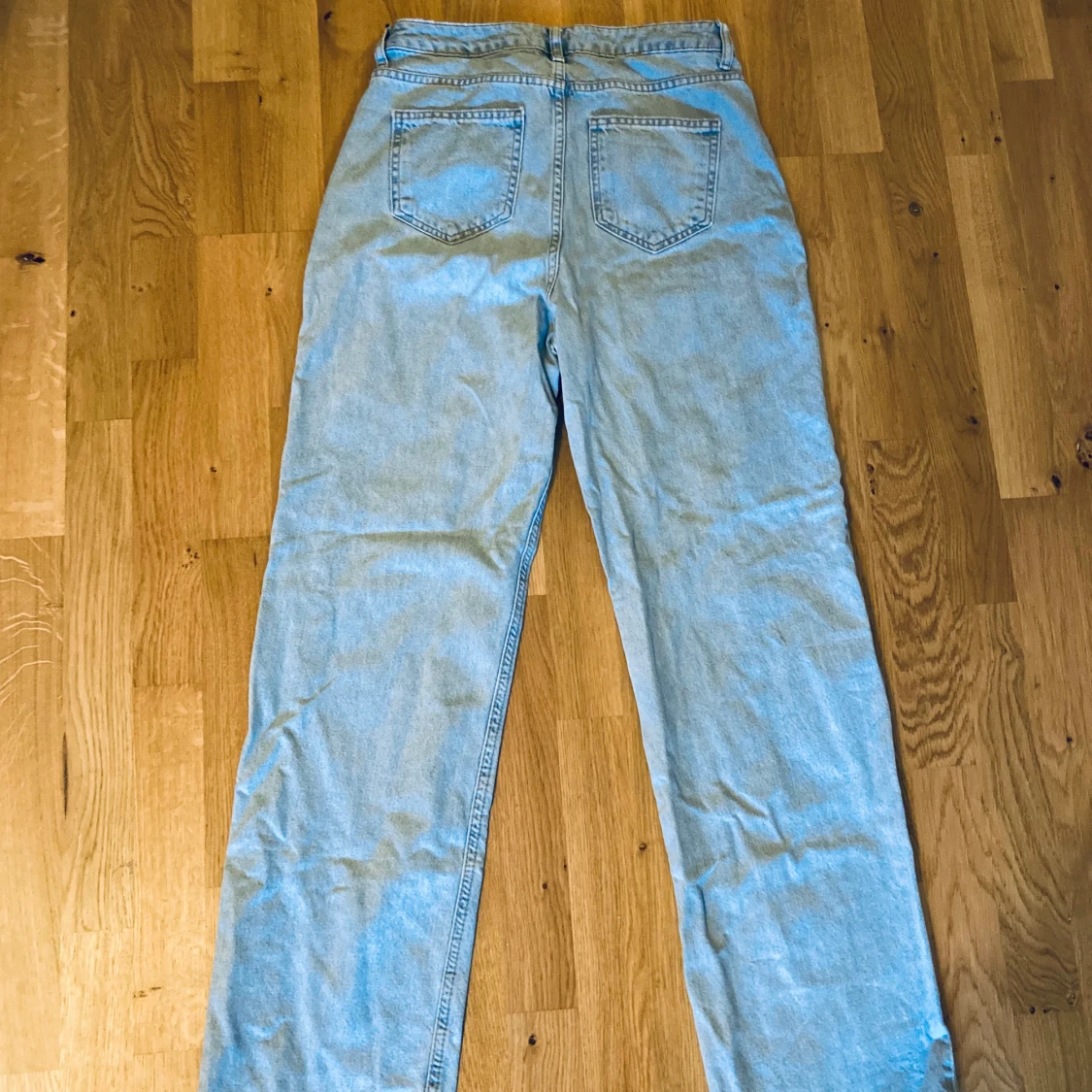 Mom jeans från NAKD - 90