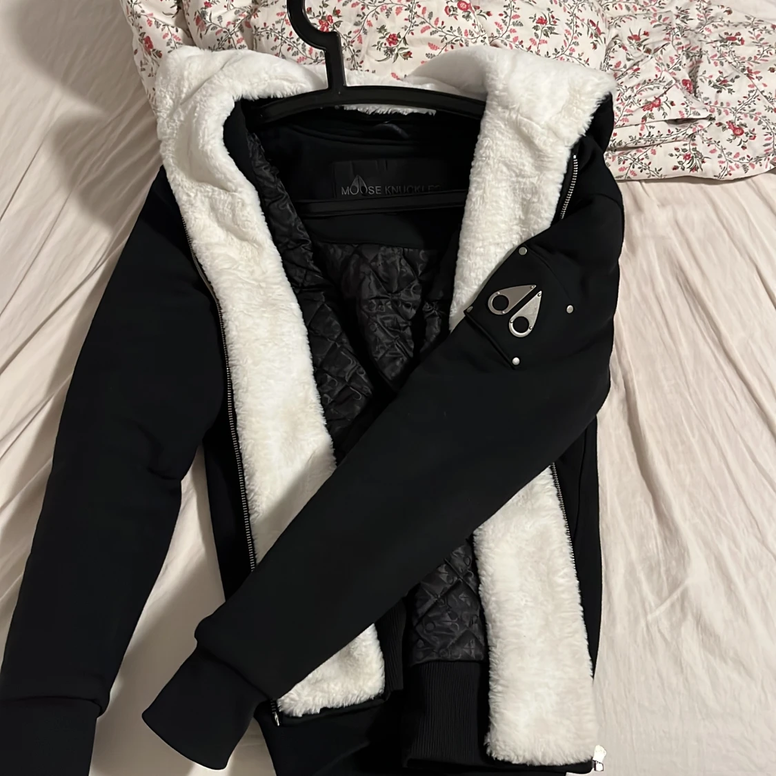 Moose knuckles hoodie