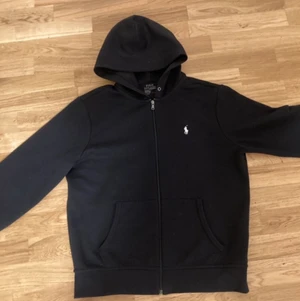 Polo hoodie  -  fräsch Polo hoodie strlk m färg svart pris 700