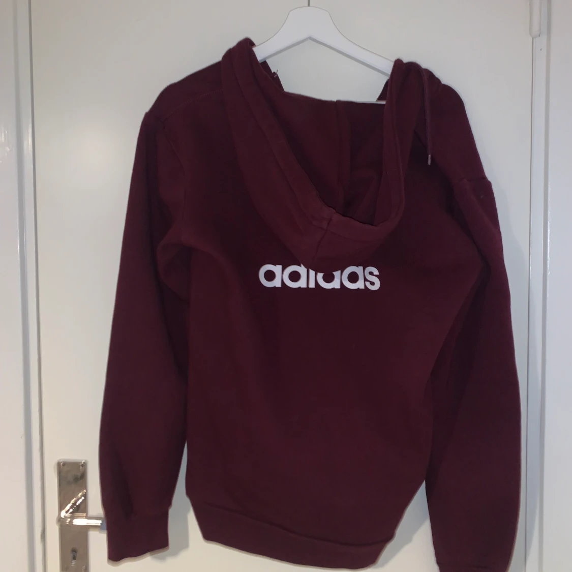 Vinröd Adidas kofta - 90