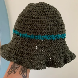 Buckethat - Virkad bucket hat 🌴 frakt kostar 45 vet inte varför plick inte har uppdaterat PostNord priserna 🙄