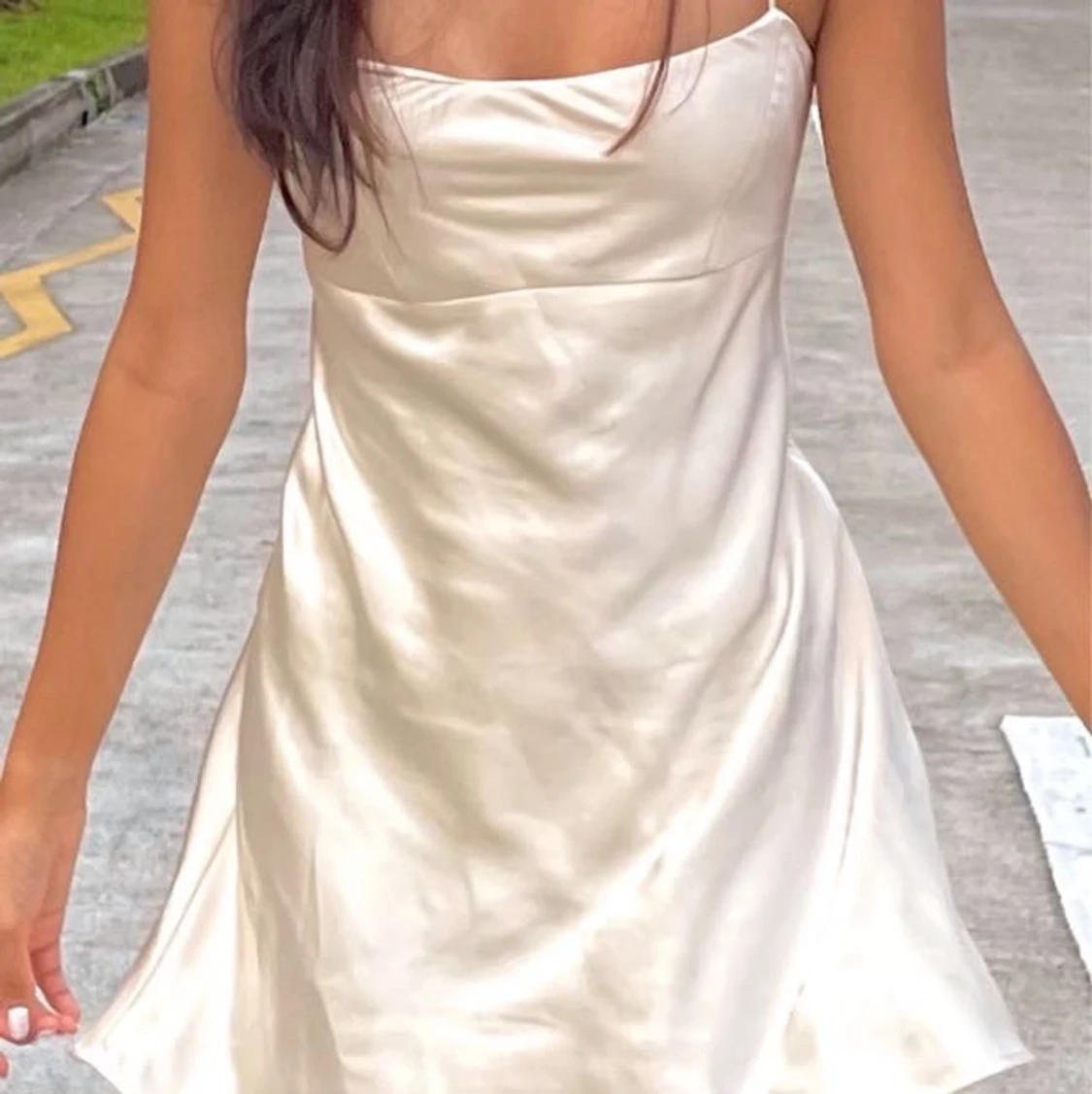 Zara Champagne Satin Klänning - 91