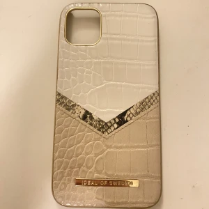 Ideal of Sweden skö - Jättefint mobilskal till iPhone 11 i fint skick🙌🏼💗