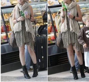 halsduk / sjal - Mått  Ca 170*80cm