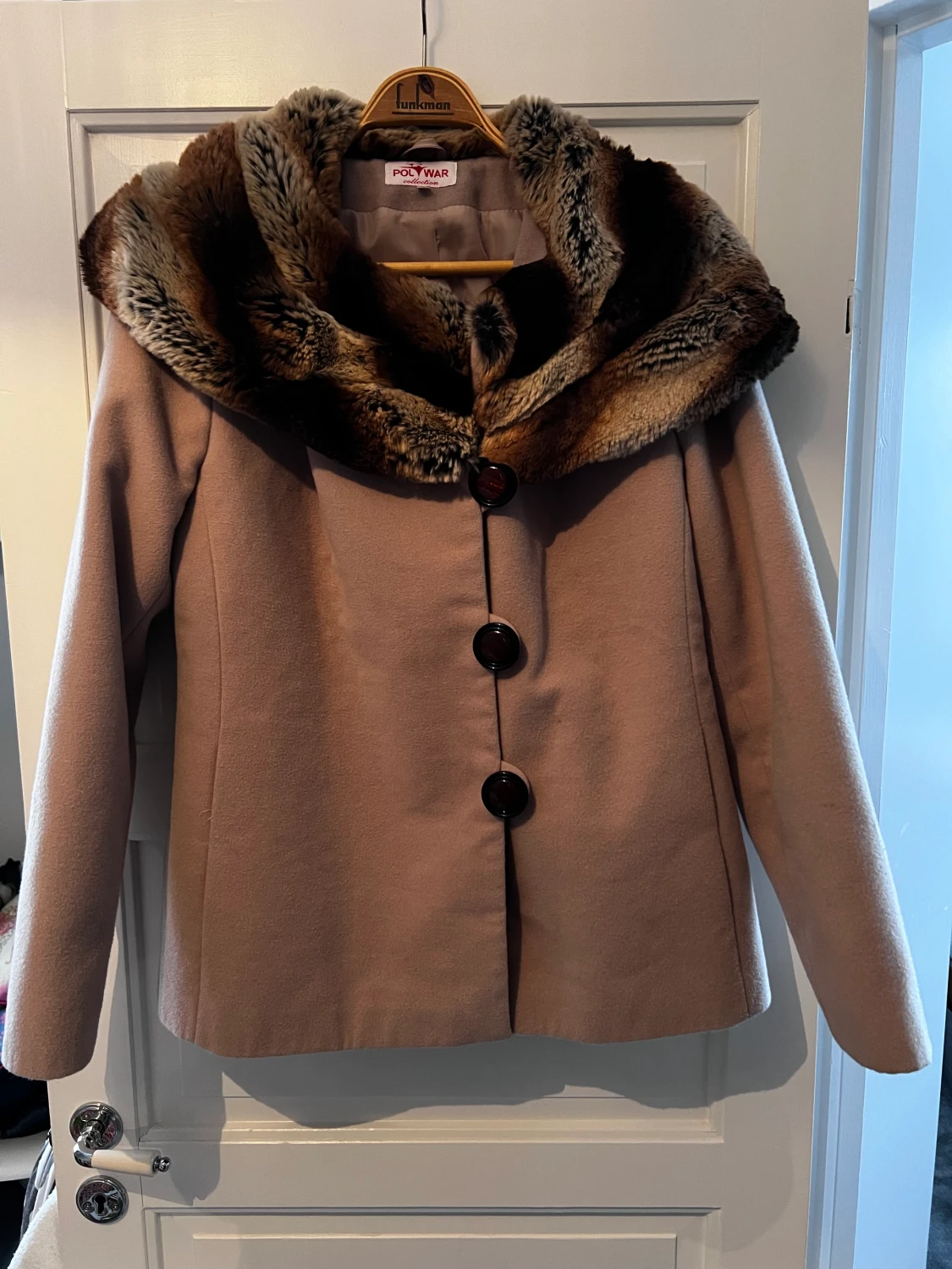 Elegant damjacka fuskpäls 