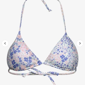 Bikini överdel - Säljer bikini överdel från Becksöndergaard! Suuper fin och knappt använd!!