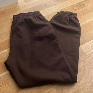 Byxor  - Mjukis byxor i fin använd skick 