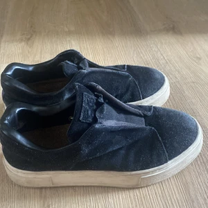 Eytys  - Säljer mina eytys, rätt slitna. Pris kan diskuteras