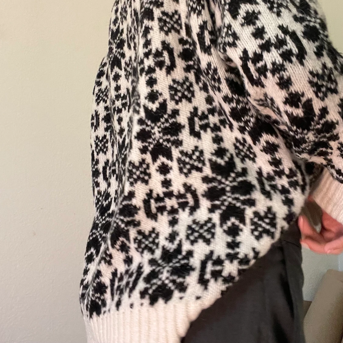 Stickad tröja från hm - 91