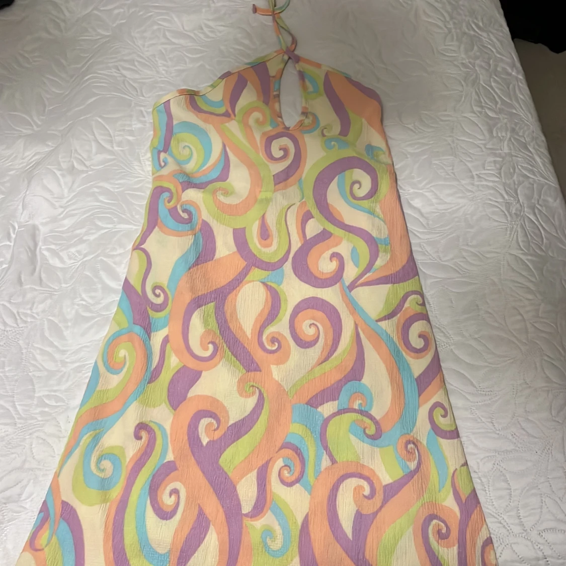 Halther neck klänning