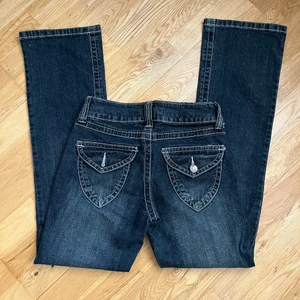 Lågmidjade jeans - Galet snygga lågmidjade flare jeans!!