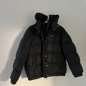 Levis, vinterjacka - Vinterjacka från Levis, stolek S. Fint skick 