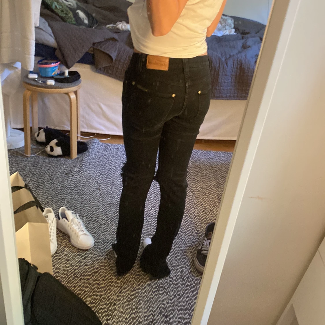 sjukt snygga svarta jeans😍 - 90