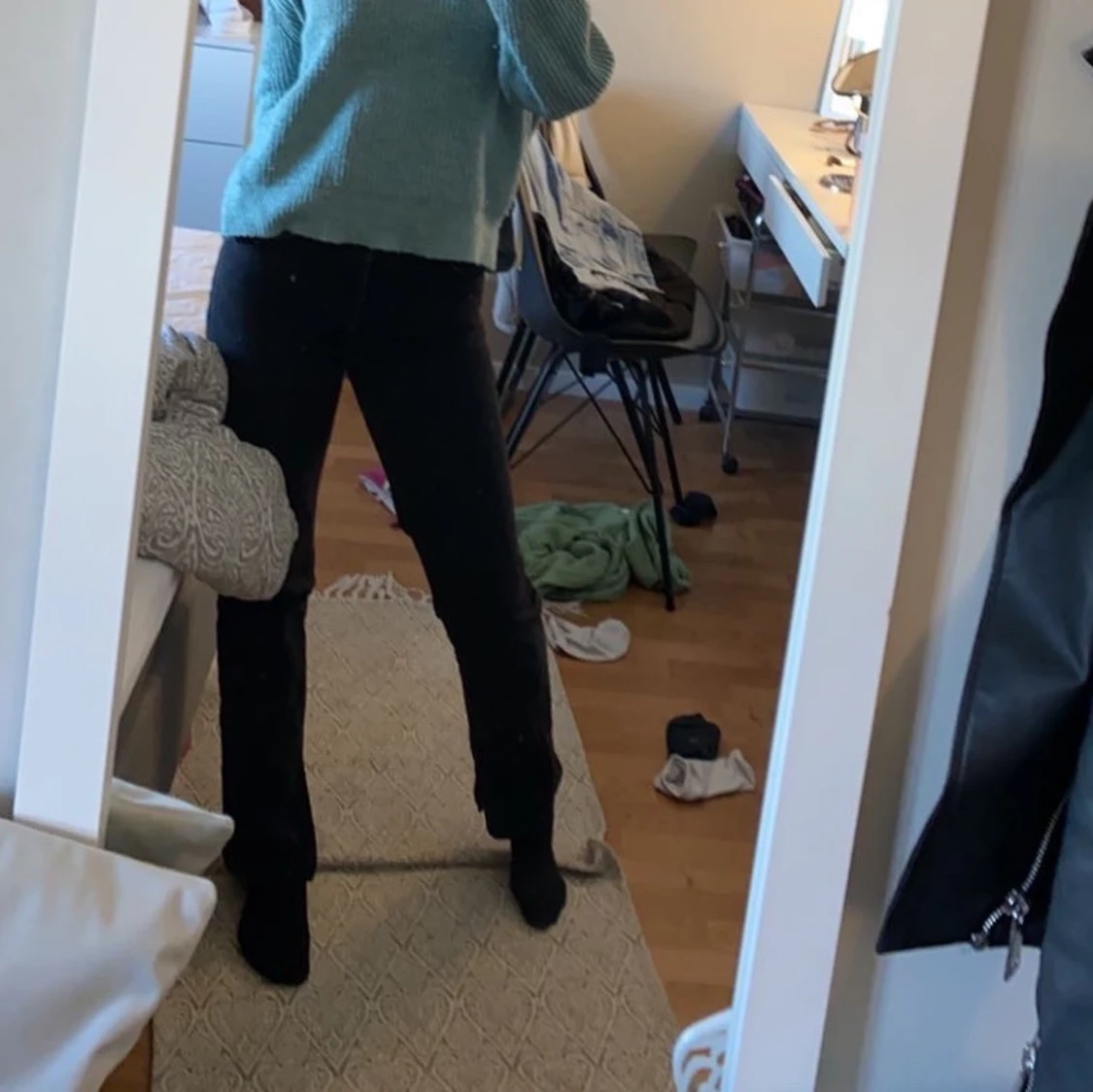 Svarta jeans, medelhög midja - 91