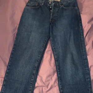 Mörkblå vida jeans - Vida lite baggy