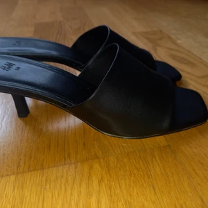 Size 38 - New shoes 