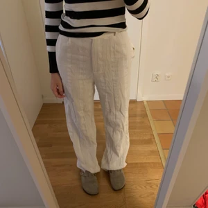 Linnebyxor  - Linnebyxor från zara! Mycket bra skick