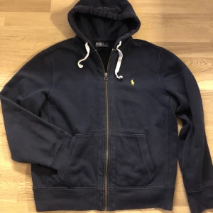 Ralph lauren polo zip - Selling my Polo zip.  Color bit faded, good quality piece!  Paypal‼️‼️