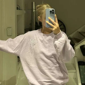 Ariana Grande merch - Köpt från hennes hemsida 💕 skriv privat innan du trycker på köp nu! 
