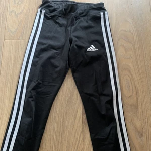 Adidas - Använda några få gånger och bra stretch