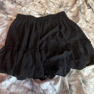 En svart kjol från new yorker aldrig haft chansens att använda den, storlek S