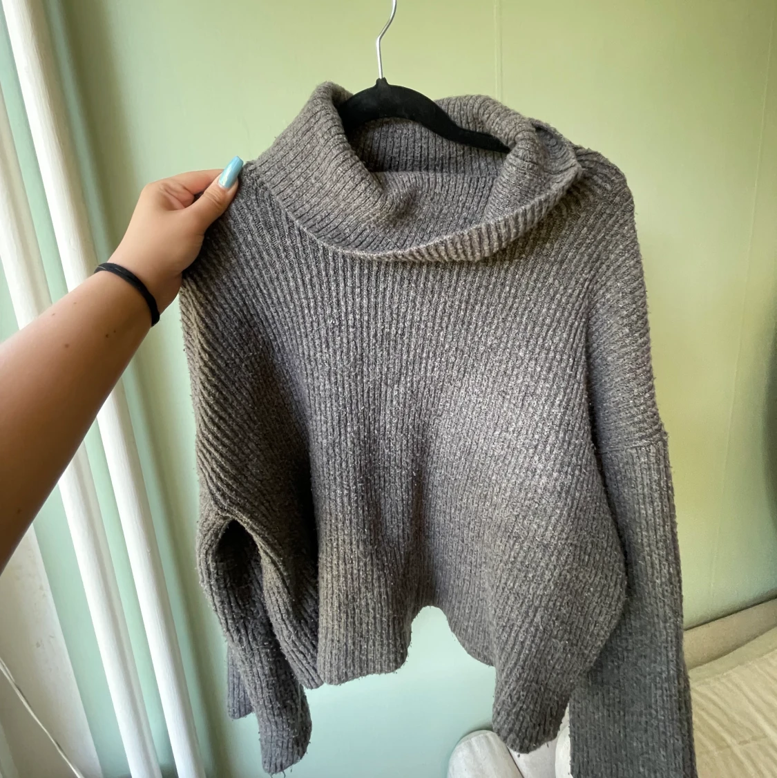 Stickad tröja turtle neck - 91