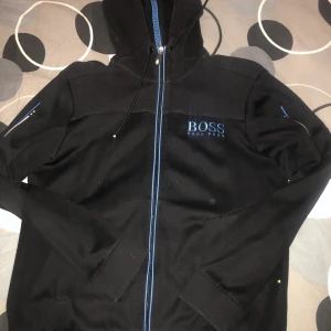 Boss - Boss tröja storlek L