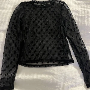 Monki topp - Så fin ”genomskynlig” topp🤗