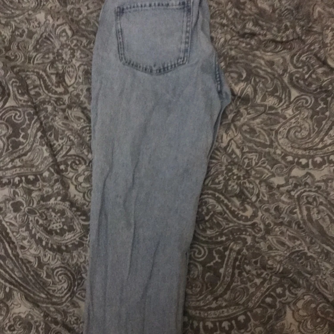 Jeans från ginatricot - 90