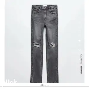 Zara jeans med hål i strl 36 har köpt nya så andvänder inte de så mycket 💕köpare står för frakt 📦 