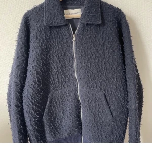 Our legacy jacka  - Det är storlek 48 men passar mindre tycker jag 