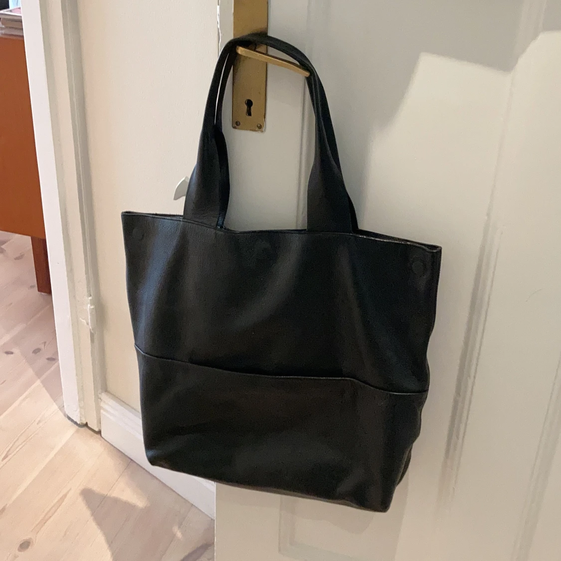 Lädertote från COS - 90