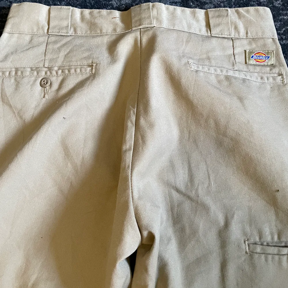 chinos från dickies storlek 30 köparen står för frakt!. Jeans & Byxor.