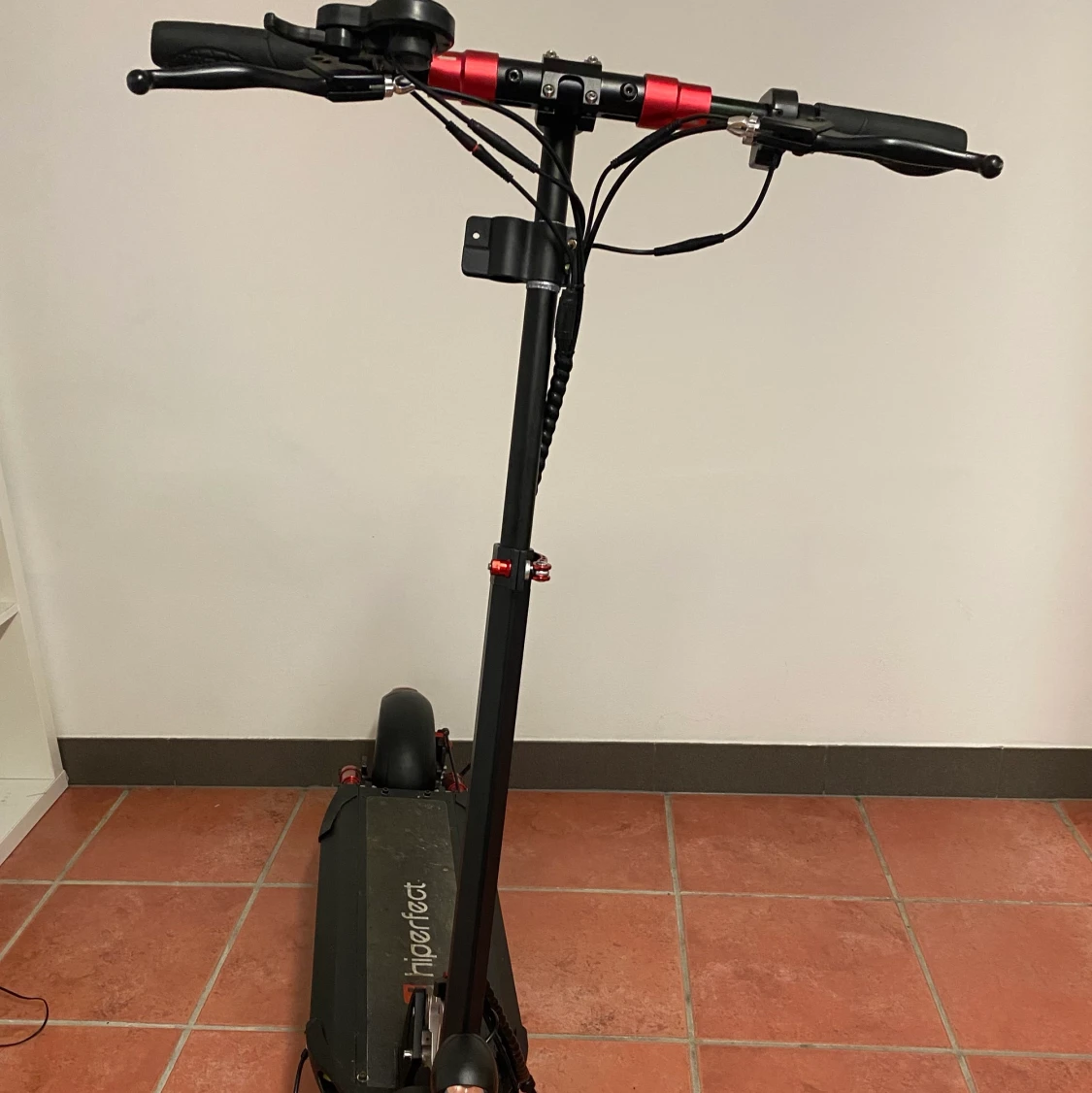 Hiperfect elscooter . 45km/h