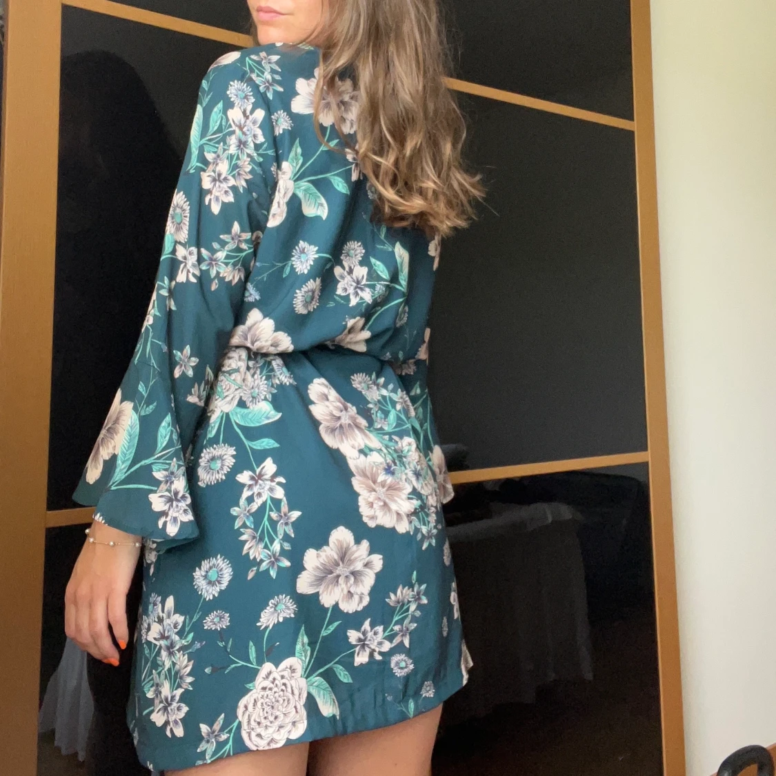 Blommig klänning  - 90