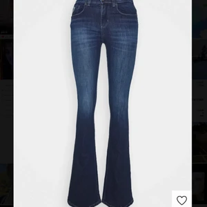 Lois jeans - oanvända Lois jeans💕 nypris 1495