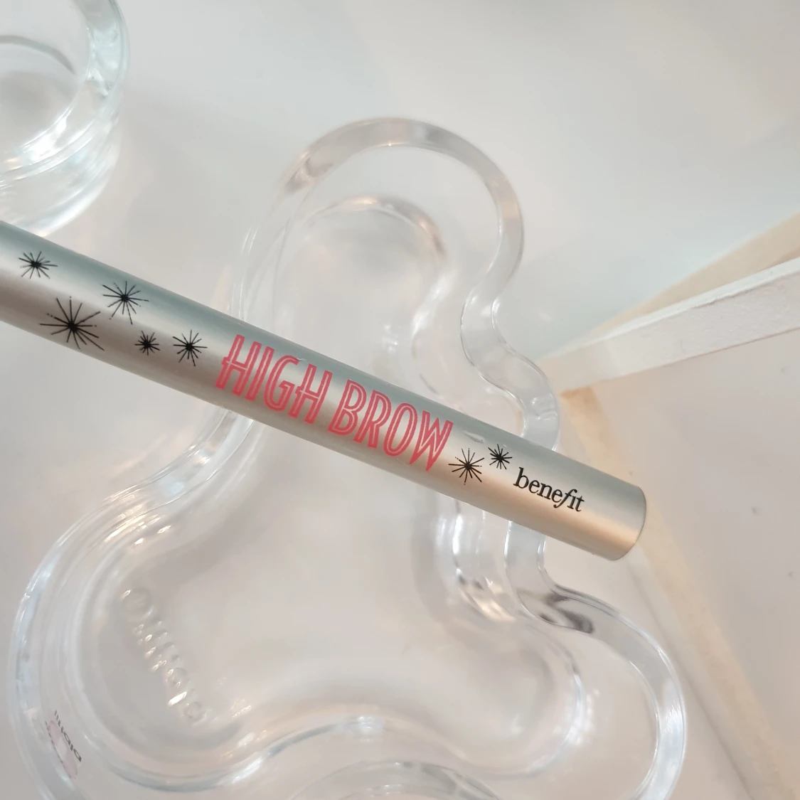 benefit high brow - 91